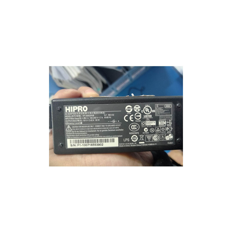 DTOTCHIPRO 19V3.42A 65W 电源适配器 充电器