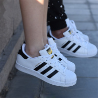 adidas阿迪达斯女鞋男鞋Superstar三叶草经典金标贝壳头运动板鞋低帮休闲小白鞋FU7712