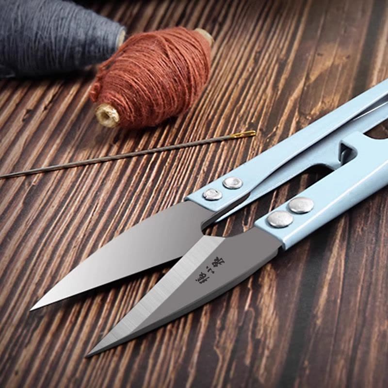 张小泉裁缝纫布小号剪子剪线头小剪刀家用U型弹簧剪刀剪衣服8138图片