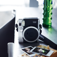富士（FUJIFILM） 立拍立得instax Mini90胶片相机一次成像相机古典感觉相纸86x54mm即拍即得 黑色