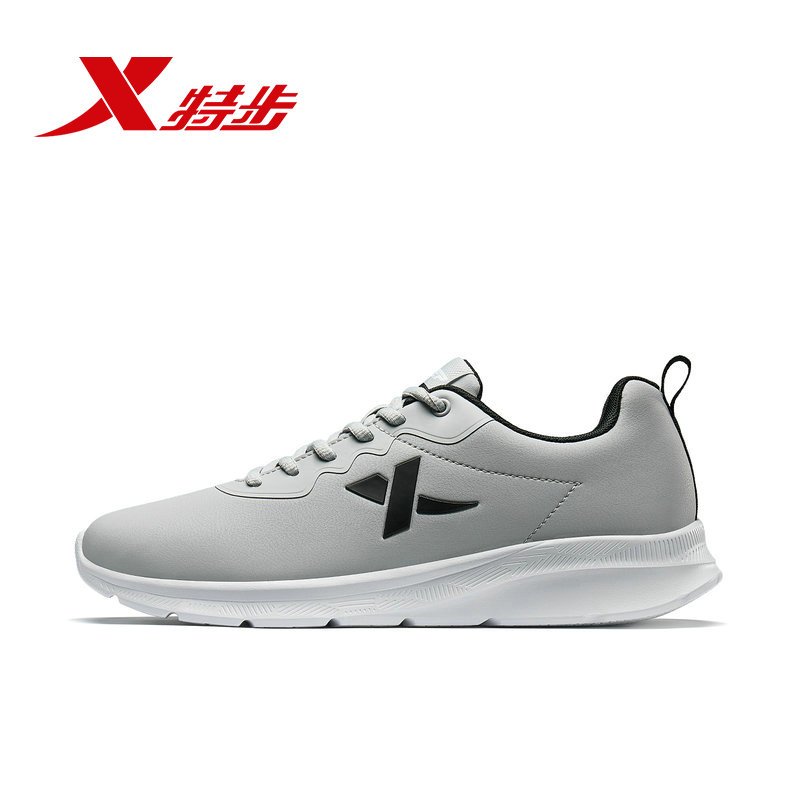 特步正品男鞋运动鞋秋季新款皮面防水跑步鞋休闲鞋男士鞋子冬