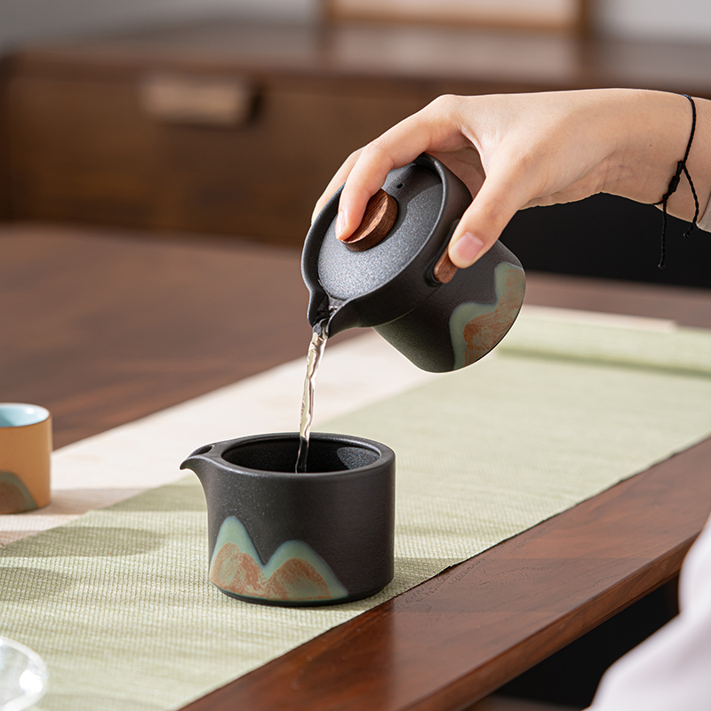 苏氏陶瓷(SUSHI CERAMICS)手绘釉画彩千里江山四色杯清风壶套装干泡盘禅黑文创伴手礼套组
