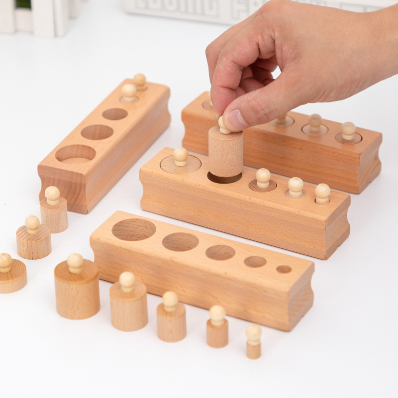 幼儿童蒙氏早教玩具圆柱体插座蒙特梭利教具1-2一3岁宝宝积木益智