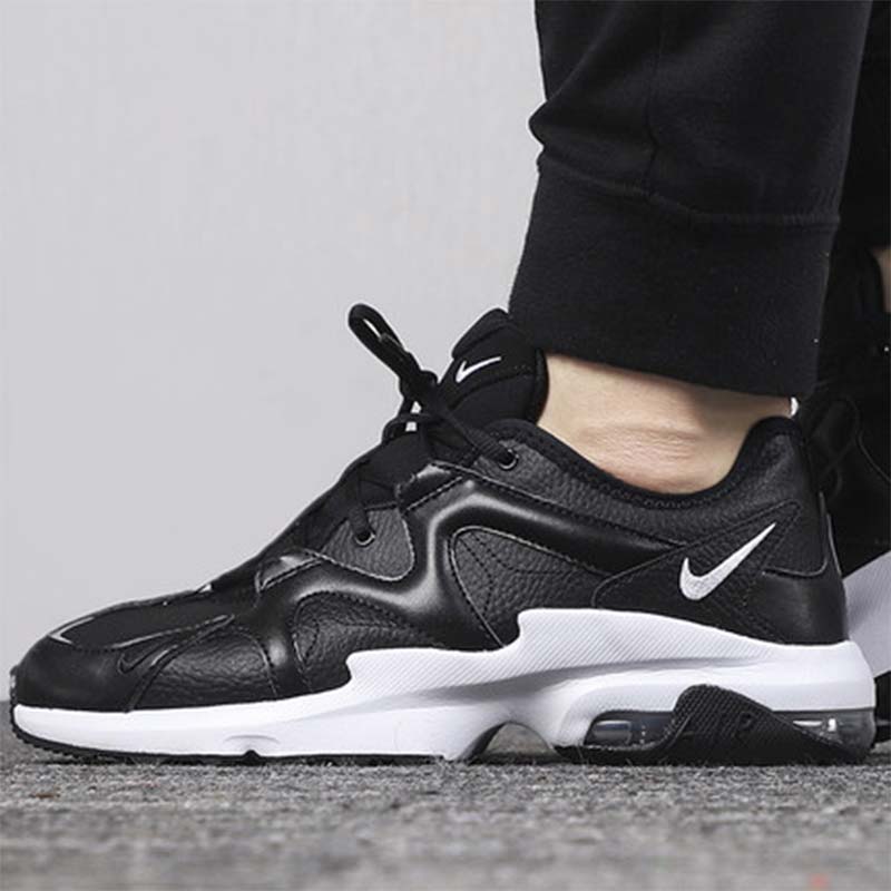 耐克 NIKE AIR MAX GRAVITON 女子休闲鞋 AT4404-001高清大图
