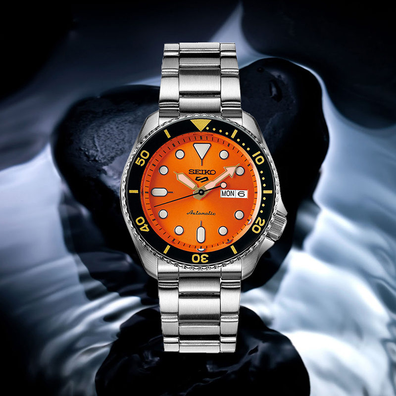 精工seiko手表新盾牌5号系列100米防水自动手动上链钢带绿水鬼运动