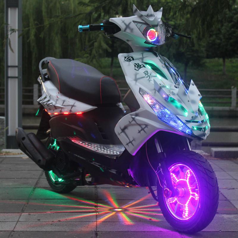 鬼火摩托车125cc燃油踏板助力车一代上牌改装轮毂灯深灰色白幽灵灯光