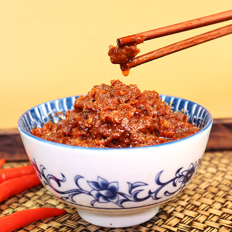贵州特产牛肉辣椒酱香辣豆豉酱农家下饭拌面红油辣椒佐餐调味品