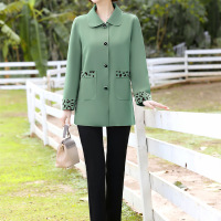 中年妈妈大码宽松风衣外套女2024春秋新款中老年时尚洋气西装上衣 5XL 薄荷绿