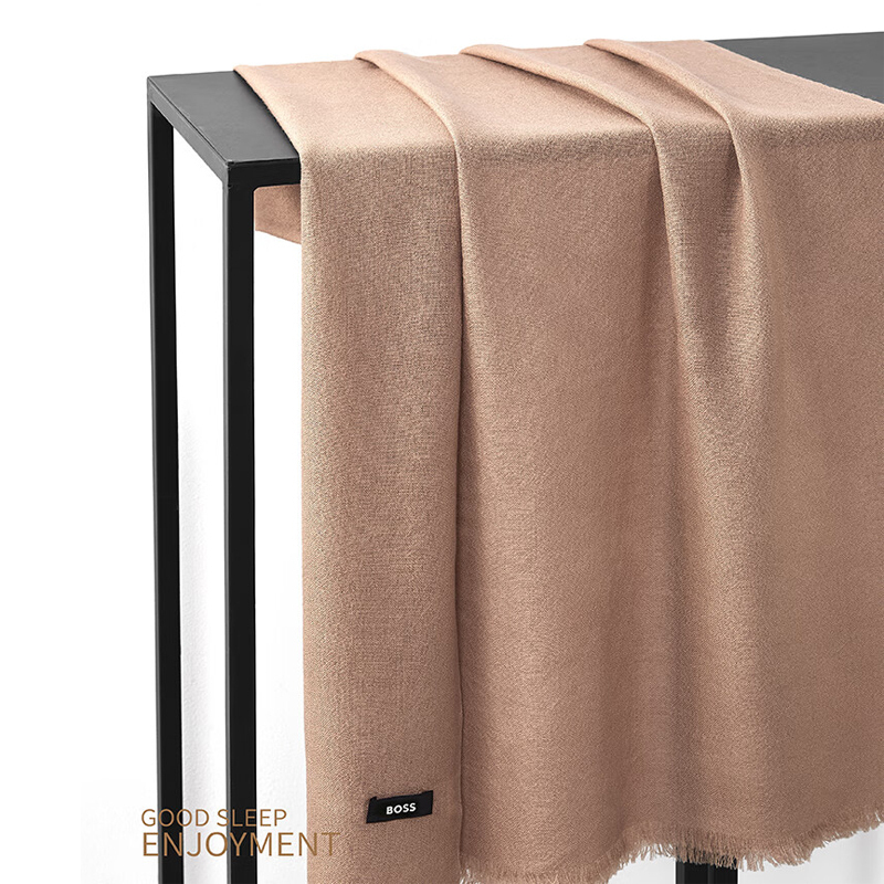 BOSS HUGO BOSS 披肩玛奇朵HBPJ-006 咖啡色650*1600mm(发顺丰)
