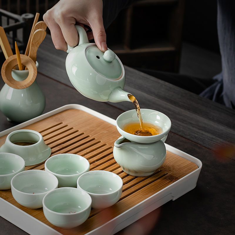 青瓷茶具套装盖碗茶壶彩绘鱼杯家用简约陶瓷套装鲤鱼功夫品茗茶杯 青