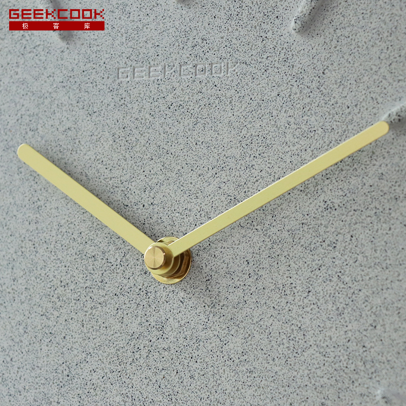 极客库GEEKCOOK钟表挂钟客厅超静音家用表挂墙北欧轻奢挂钟美式鹿头挂钟摇摆挂钟