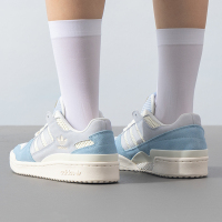 Adidas阿迪达斯女子新款低帮透气耐磨轻便板鞋舒适运动休闲鞋JP5892 ZP