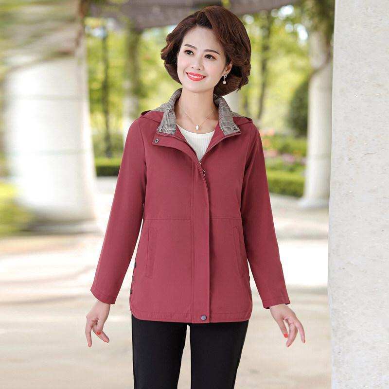 服装鞋帽>女装>女士风衣>迪鲁奥(diluao)>迪鲁奥(diluao)女士风衣>800