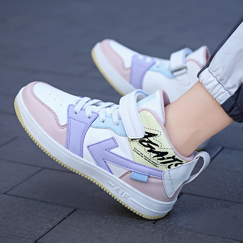 七波辉女童板鞋2021秋季新款潮中大童儿童皮面防水舒适女孩运动鞋