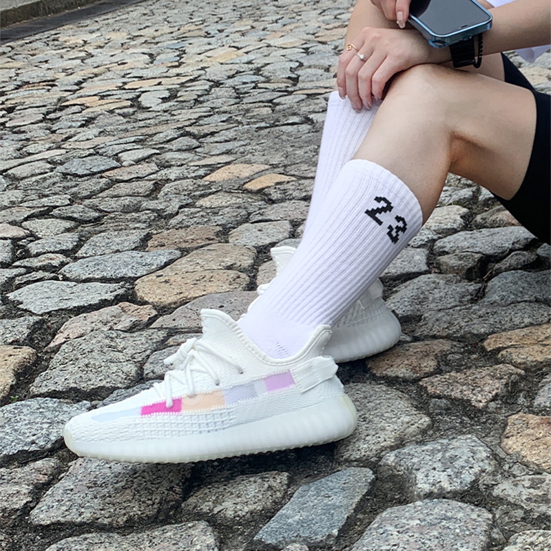 UYEEZY运动户外阿迪同款减震运动2022新款五彩白超酷潮流设计跑鞋厚底情侣椰子350运动鞋