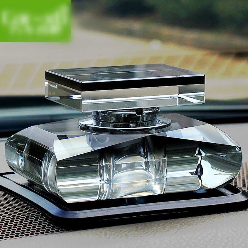 汽车香水座高档车用香水车载香水座水晶汽车香水瓶创意车内摆件绅士古