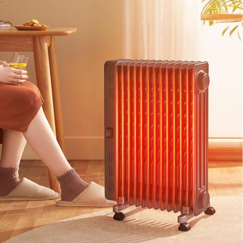 美的(Midea)NYX-G1 取暖器电暖器烤火炉油汀13片2200W恒温 家用办公室干衣高清大图