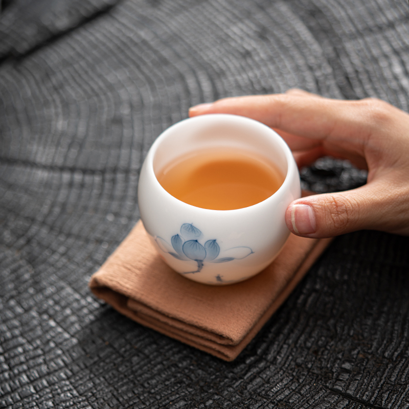 MULTIPOTENT主人杯功夫茶具手绘陶瓷羊脂玉品茗杯茶杯单杯如鱼戏水