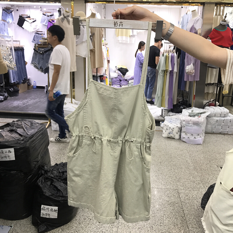 夏装2018新款韩版宽松抽绳收腰背带短裤女学生口袋工装带裤子