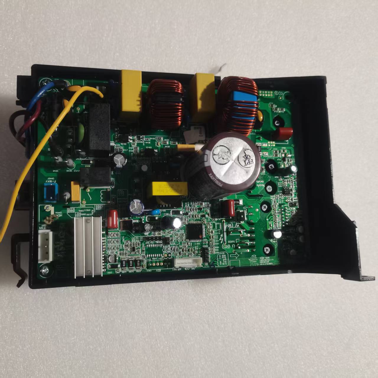 帮客材配 全新原装法迪欧空调 KFR- 35GW/LA1 外机板 收前务必验货