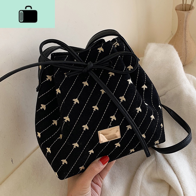 水桶包包2020新款潮夏天斜挎小包洋气复古质感流行百搭女包NEWLAKE高清大图