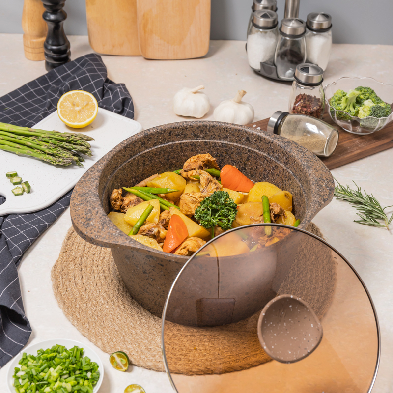 AMERCOOK阿尔菲塔麦饭石汤锅不粘锅24cm 家用汤锅合金无油烟炖锅煲汤锅火锅平底锅 燃气灶电磁炉通用锅 咖啡色