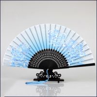 清香迎寒 收藏商品优先发货 古风丝布女折叠扇子中国古典日式古风舞蹈演出女式流苏随身折叠小