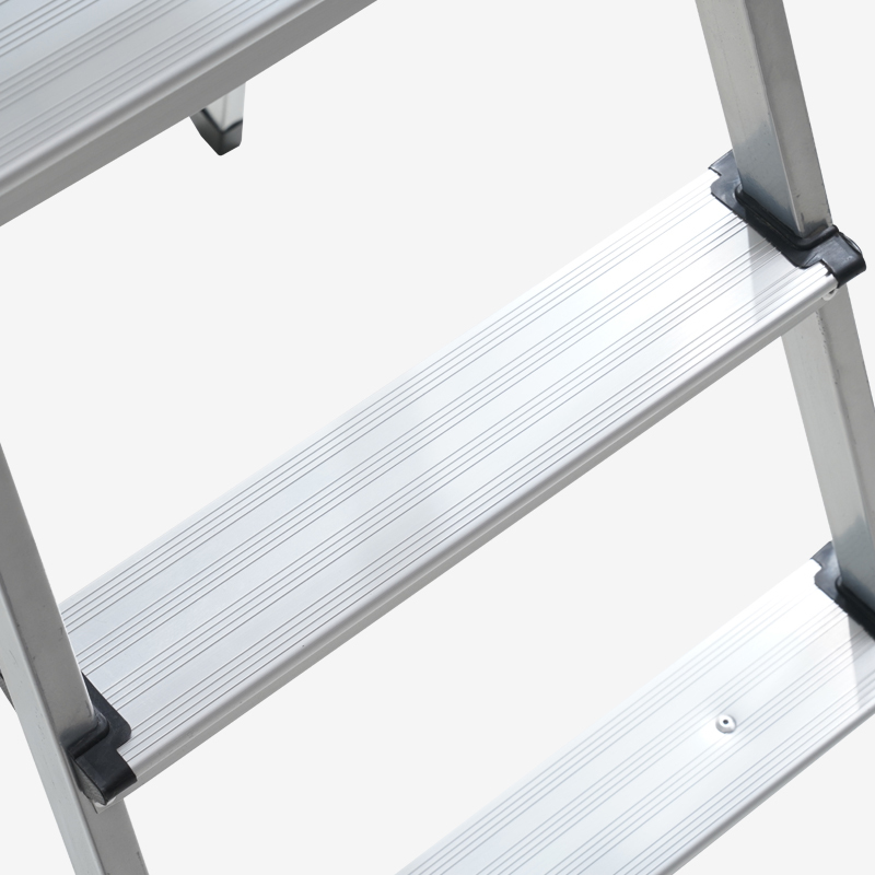 梯子家用折叠四步梯铝合金闪电客踏板梯加厚加粗多功能室内扶梯人字梯