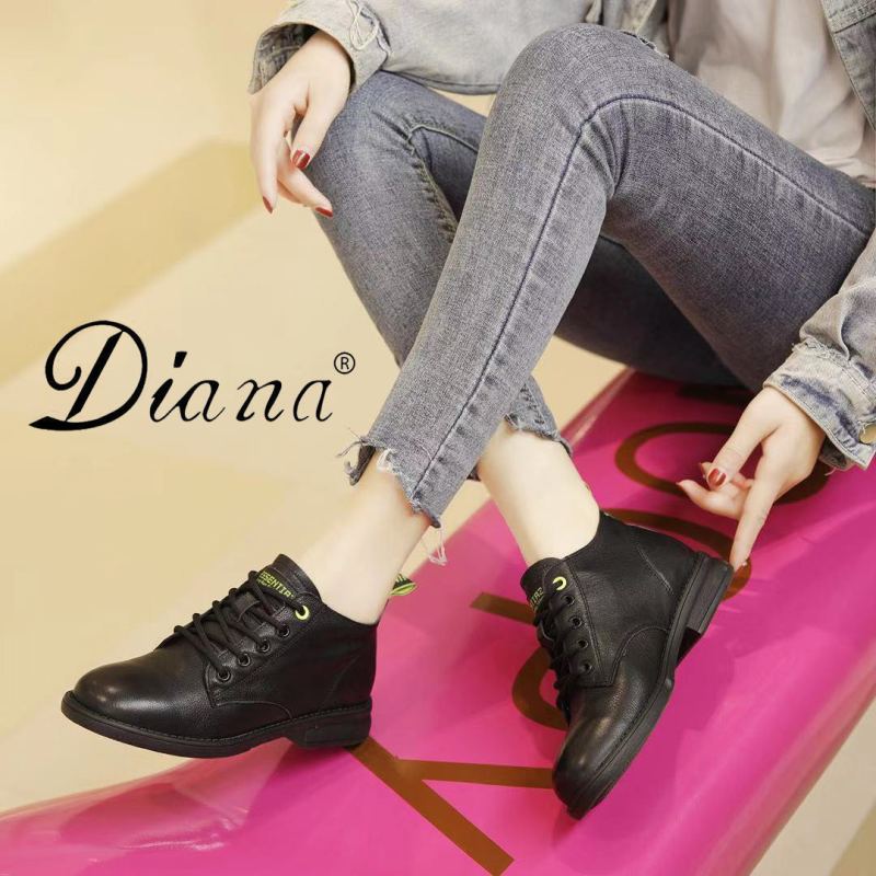 黛安娜（Diana）英伦风小圆头学院风休闲时尚简约女士皮鞋