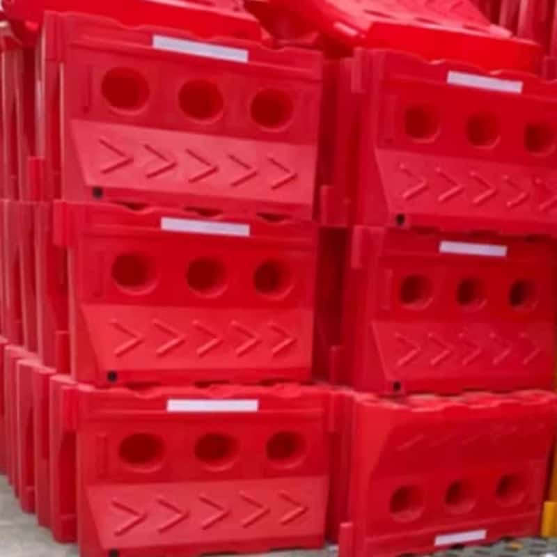 鑫木樽滚塑水马150cm个高清大图