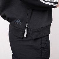 阿迪达斯(adidas)女士休闲套头衫任哲联名圆领运动卫衣EA2098