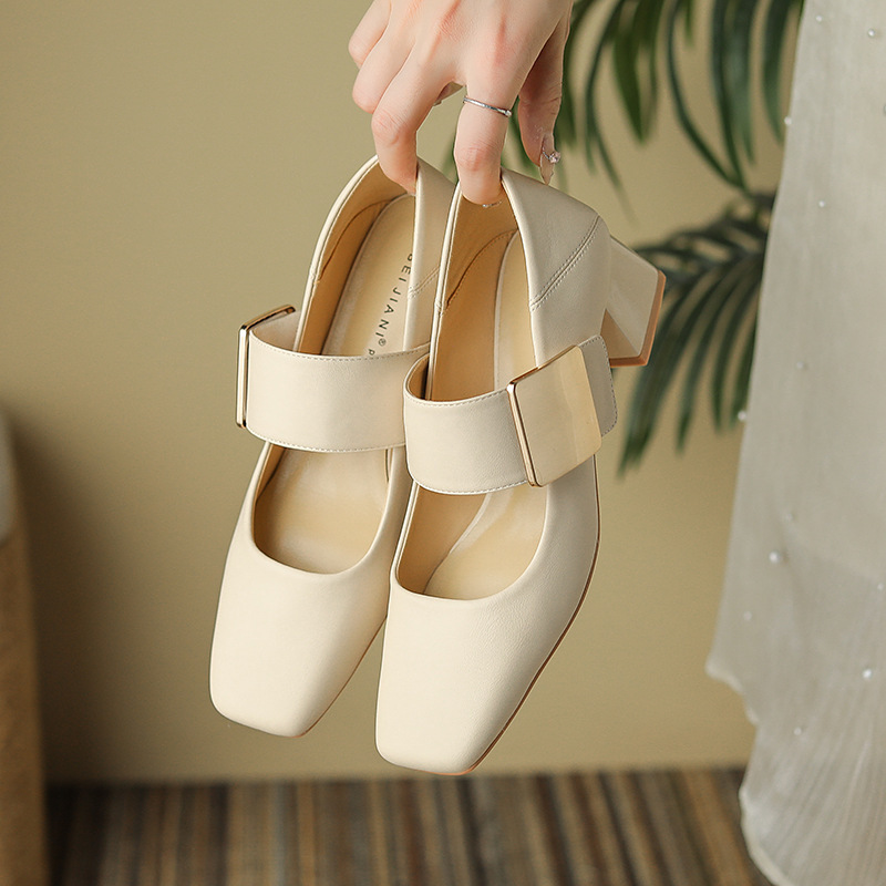 33250羊皮一字带玛丽珍小皮鞋方头浅口单鞋粗跟高跟鞋雅气质