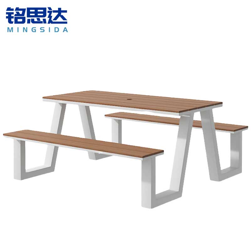 铭 思达庭院桌椅高清大图