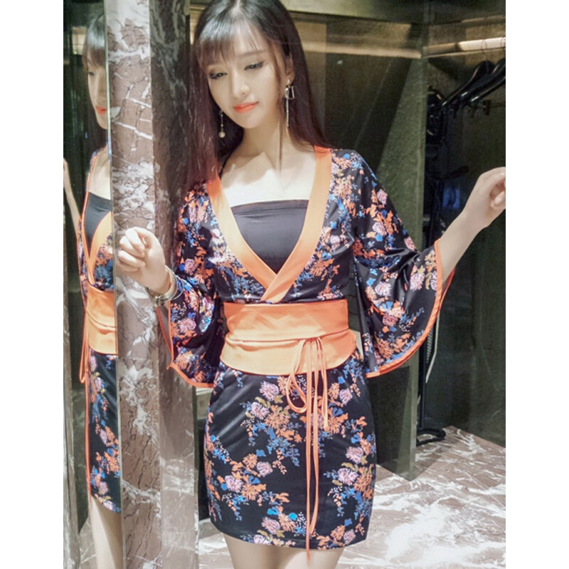 2018秋装时尚新款性感名媛风喇叭袖深V领收腰花色和服包臀连衣裙