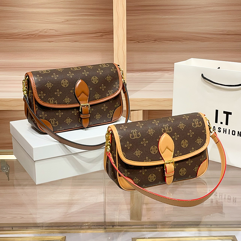 欧美时尚女士包包2026新款轻奢老花法棍包小众高级感女包单肩斜挎包手提腋下包高清大图