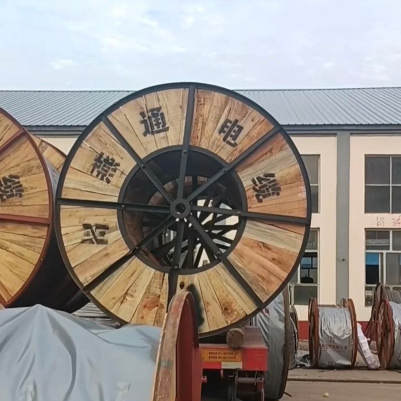 燕通 3+2芯YZ橡套线 300/500V-YZ3*4+2*2.5平方 卷高清大图