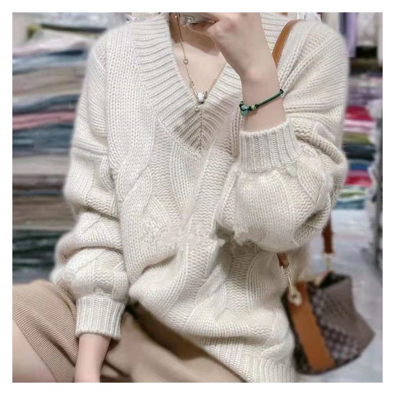 2021秋冬新款羊毛女v领加厚扭花羊绒衫宽松慵懒风针织套头
