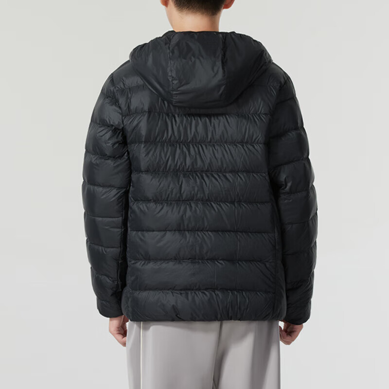 安德玛(Under Armour)男子新款运动跑步训练休闲户外加厚保暖羽绒服1385837-001 ZP