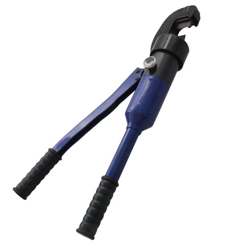 【重走西北角】在山川草木的褶皱里听见“祁连卫兵”的心跳——第十五届“重走我国西北角”接力采访活动张掖有感