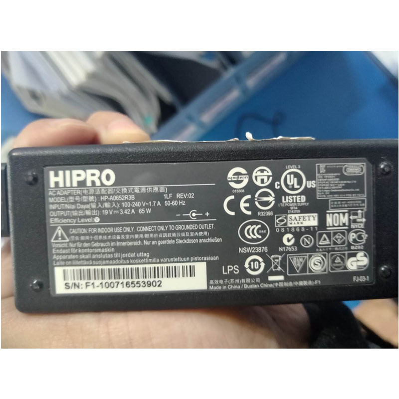 DTOTCHIPRO 19V3.42A 65W 电源适配器 充电器