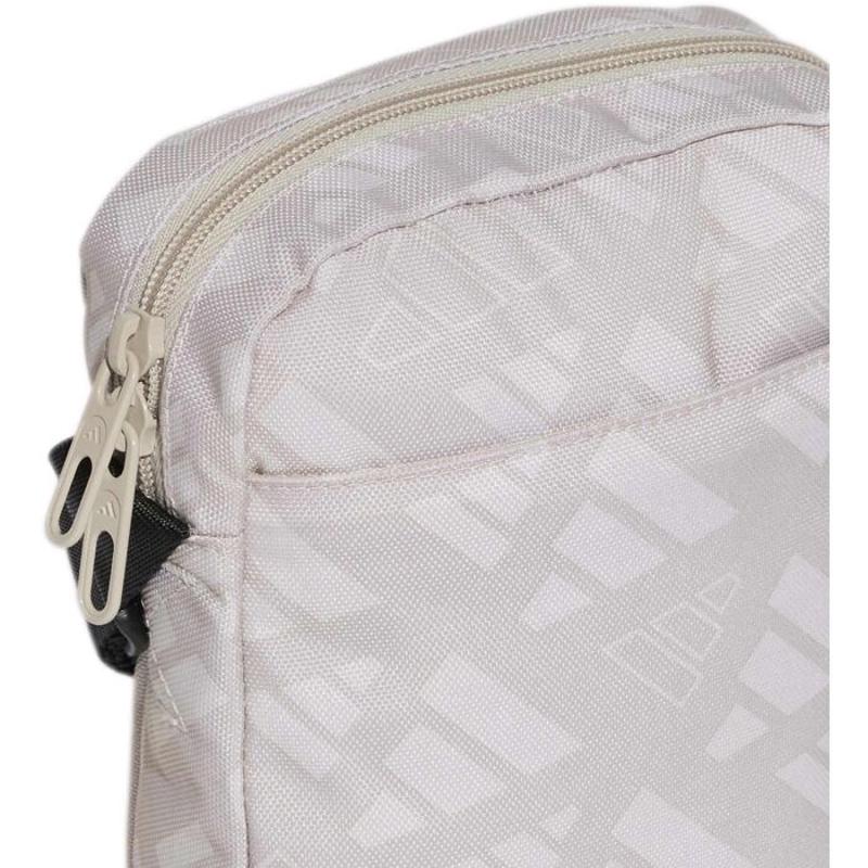 Adidas多功能商务休闲运动包轻便大容量男士旅行包高清大图