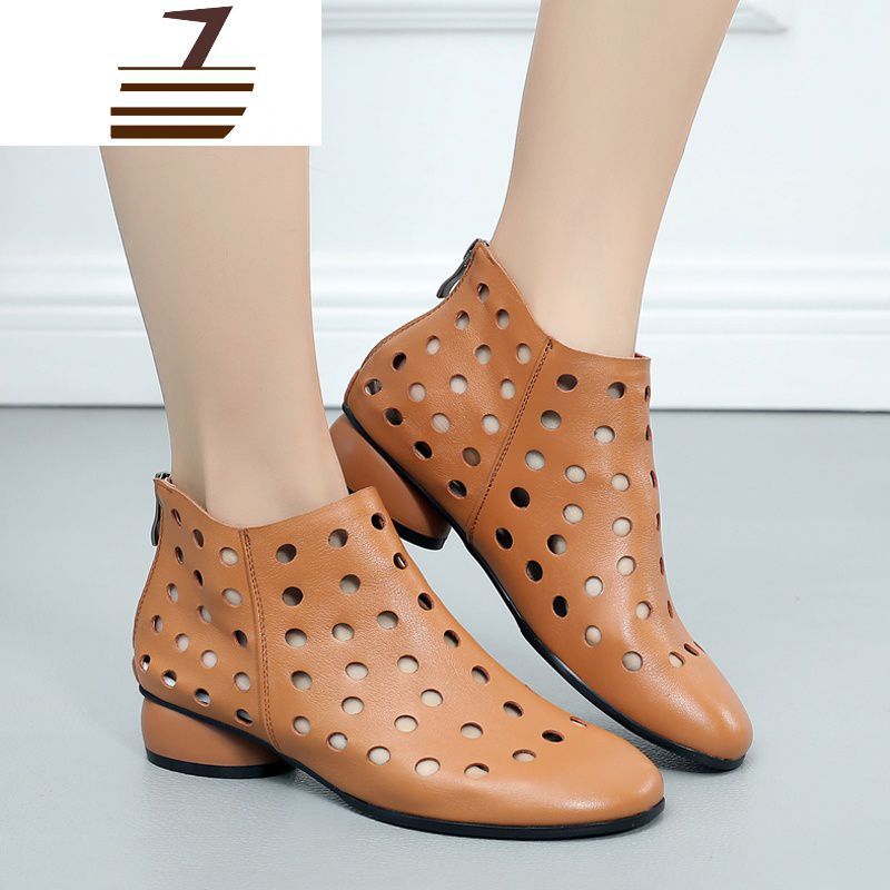 尗卡真皮平底镂空短靴平跟洞洞女靴短筒马丁靴大码软底女鞋凉靴女士
