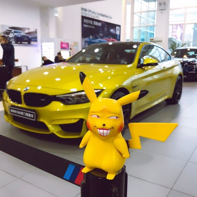 生日礼物女生送闺蜜男生兄弟毕业同学恶搞皮卡丘手办沙雕搞怪创意