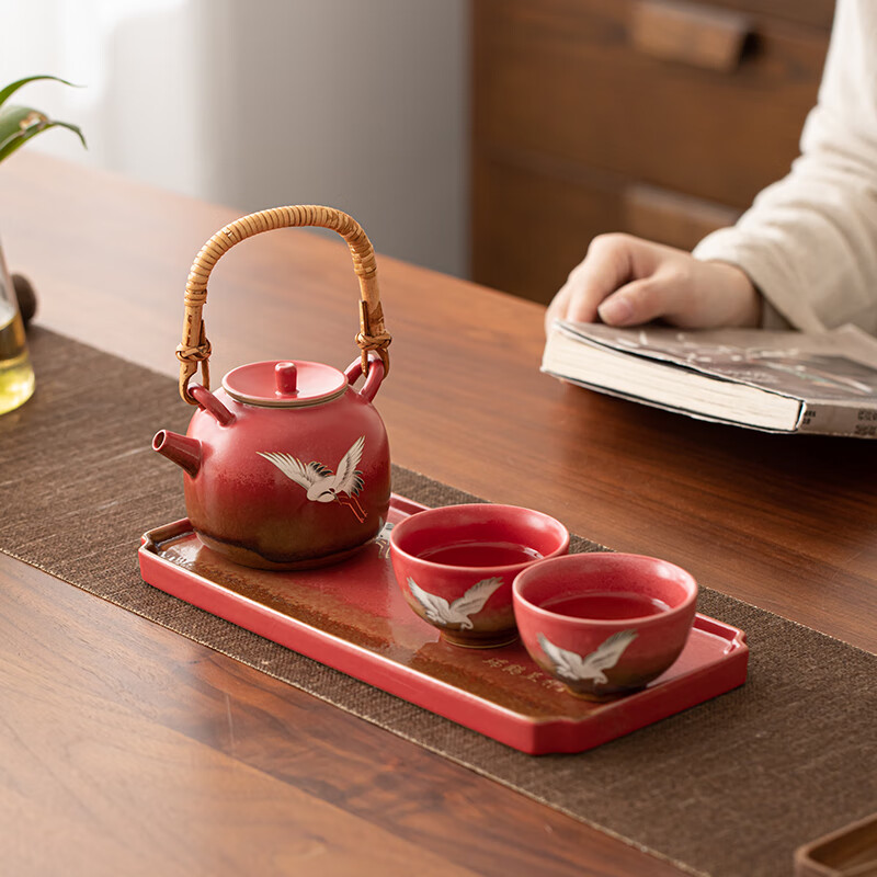 苏氏陶瓷/SUSHI CERAMICS J0996 瑞鹤呈祥提梁壶小套装 (单位:套)