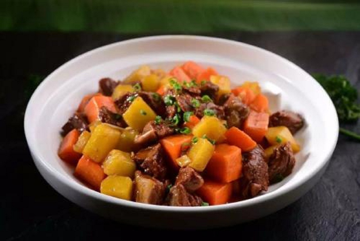 土豆烧牛肉150g高清大图