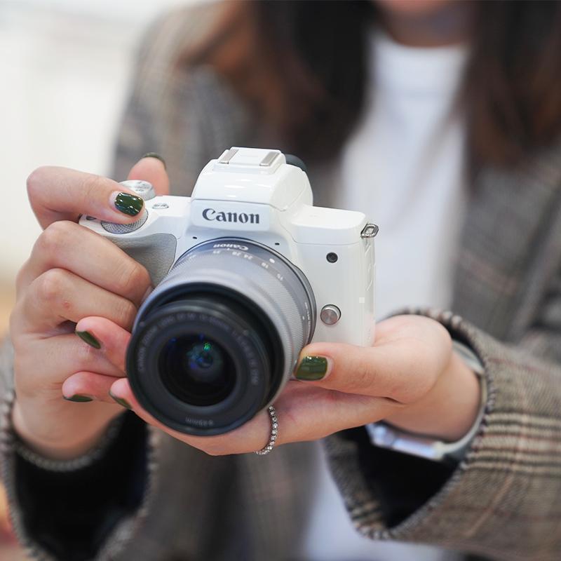 佳能(Canon)EOS M50(15-45)数码相机微单单镜头套装白色双核CMOS 监视器点数 约2410万有效像素高清大图