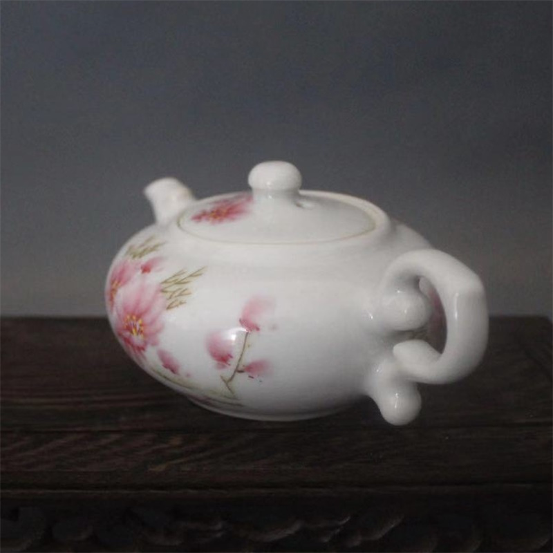 美帮汇景德镇仿古陶瓷研究所1962年落款水点桃花茶壶家居装饰摆件功夫茶高清大图