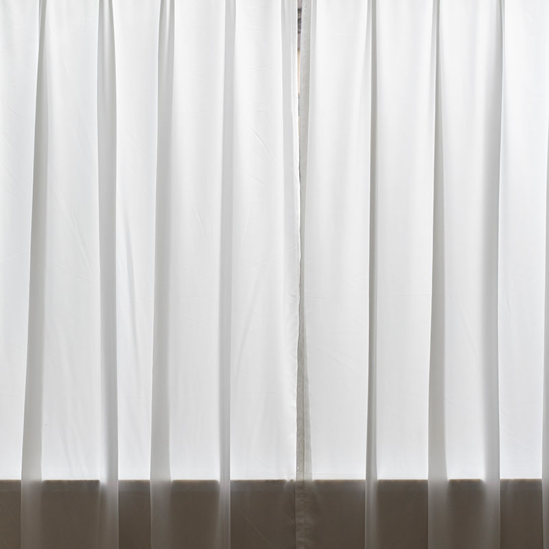 藤世威 纱帘高清大图