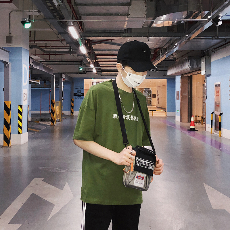 夏款新款港风圆领印花短袖T恤男韩版宽松五分袖半袖学生上衣T恤衫