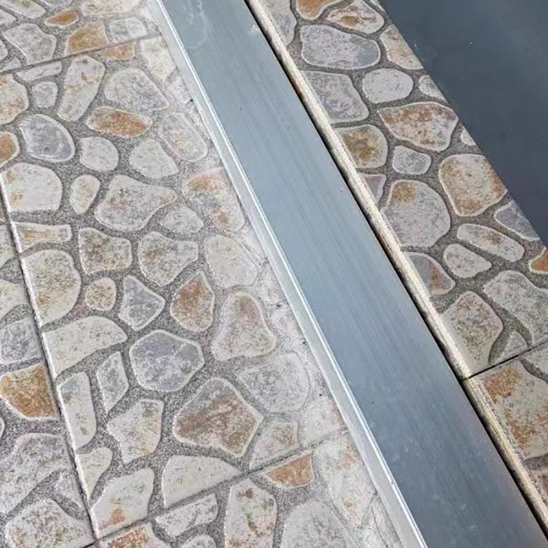 洋蝲蝲 线槽 10*50*1000mm 根高清大图